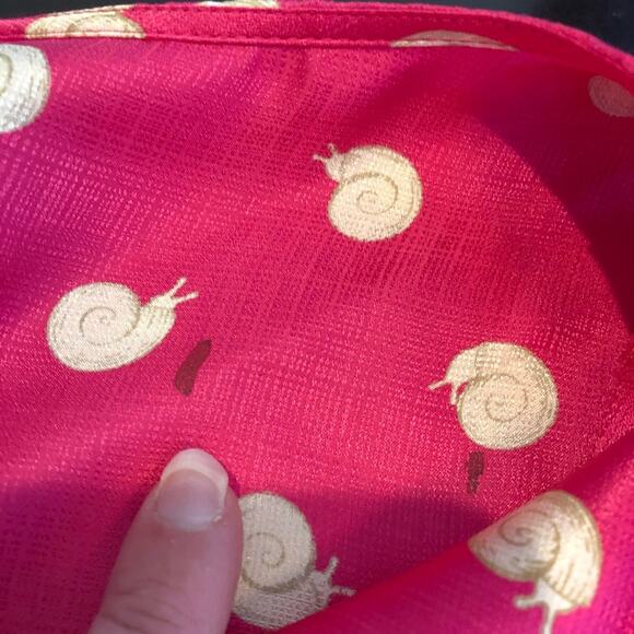 Anthropologie Postmark pink snail print split back silk top size 4 - Picture 11 of 13